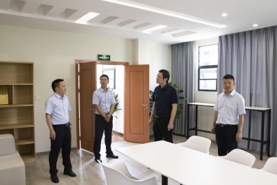 馬邊縣文嵐副書(shū)記赴蜀能礦產(chǎn)調(diào)研指導(dǎo)工作