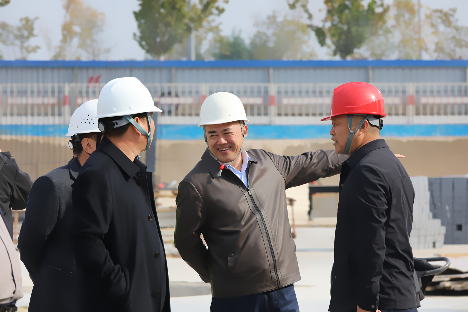 1731491952953584.jpg A51A1782-1.jpg